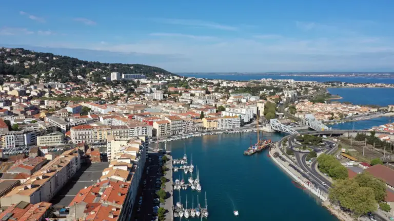 Guide local de Sète à Paris 132 Guide local